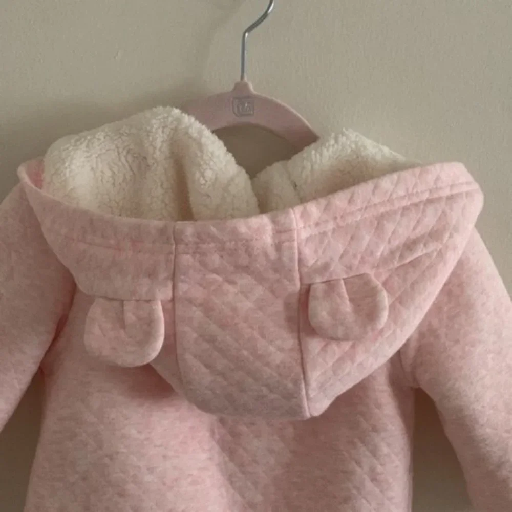 Carter’s pink hooded sweater jacket for baby size 6-9 months